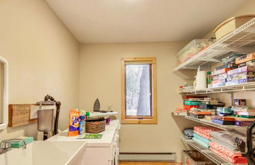 Family Cabin with Private Dock on Caribou Lake! - Foto 28