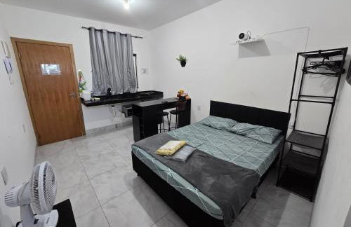 Flat completo a 22 minutos do polo industrial - Foto 1