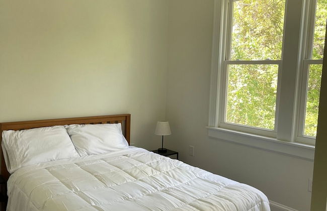 Renovated 1 Bedroom in Forest Hills - A - Foto 11