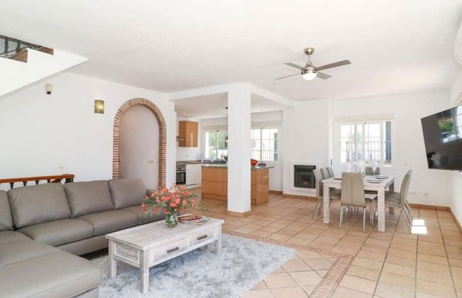 Benahavis Village House Sleeps 8 - Photo 13