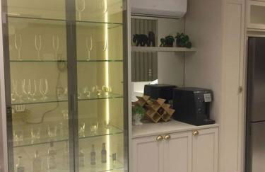 Sobrado com piscina, banheira e garagem coberta. - Foto 9