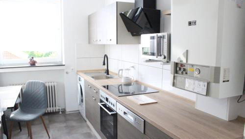 1 Privatzimmer in Dreizimmer Wohnung Lemgo Innenstadt Ferien Unterkunft - Foto 4, stove, dishwasher