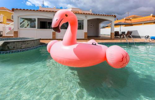 PRIMERA LUXURY HOUSE - Photo 10