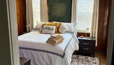 Cozy Cabin Vibe in the City - Foto 3