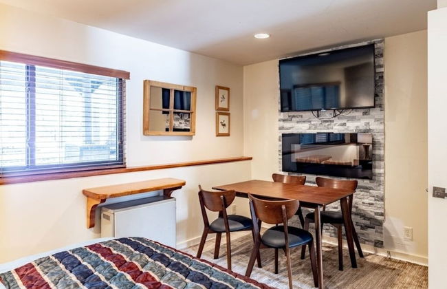 Telemark 5 4 Bedroom Condo by RedAwning - Photo 2