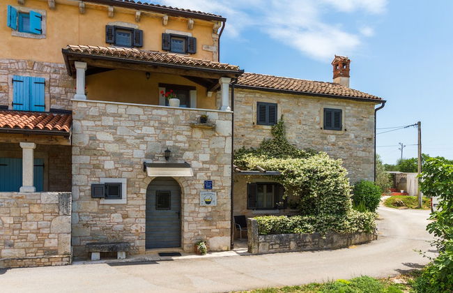 Especially charm stone house with a pool - Foto 1