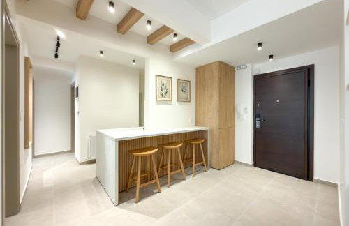 Luxury Downtown Apartment A2 - Photo 25
