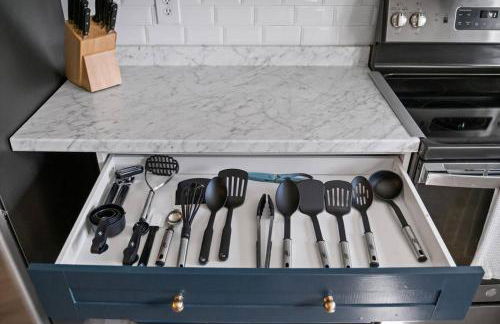 4-bedroom house in charming Oak Hill with WiFi, AC. Relax and enjoy - Foto 49