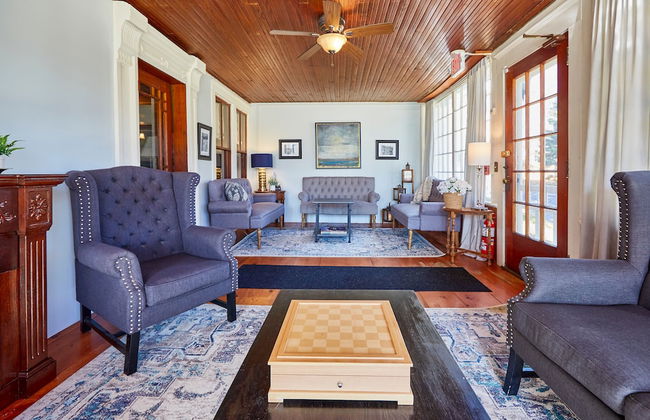 Home Near Hiking Biking w Hottub 6 Bedrooms - Foto 8