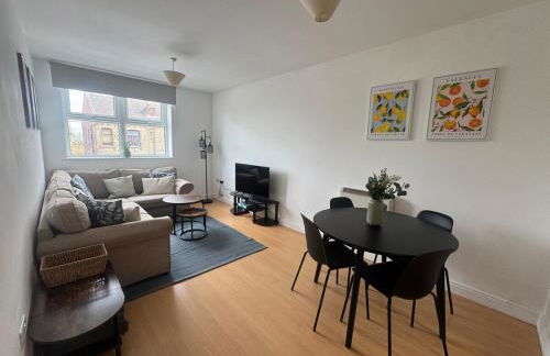 2 bed - 2 bath, gated parking, M62 J27 - Foto 13