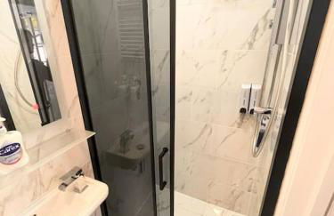 Entire Apartment hosted by Pius - Foto 10