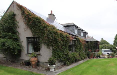 Serene Countryside Home with Manicured Gardens - Foto 37