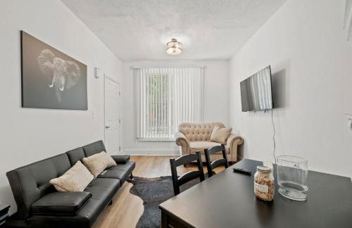 Unit # 1 - Right Next to Howard University - Foto 13