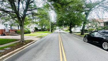 Comfortable 4-BR Family Home with Ample Parking - Foto 2