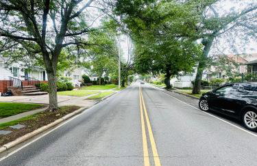 Comfortable 4-BR Family Home with Ample Parking - Foto 2