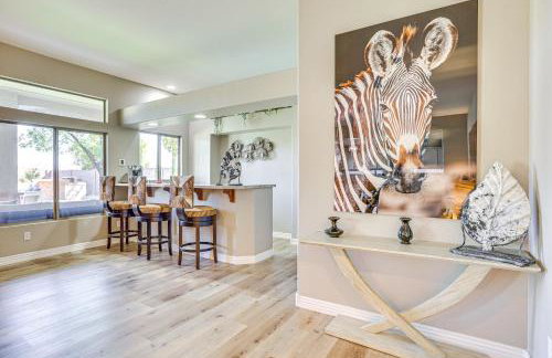 Luxe Mtn-View Mansion with Hot Tub in Phoenix! - Foto 6