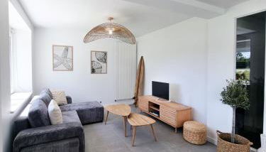 Maison familiale - 10pers - 3 étoiles - lumineuse et cosy - draps et serviettes inclus - parking - La Torche 9 min - Foto 4