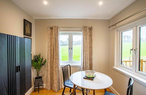 Breckland Lodge 4 with Hot Tub - Foto 19