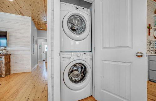 Why Knot Relax - Heated PRIVATE Pool Beach Gear Credit Included - Foto 35