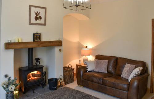 Railway Cottage - Photo 2