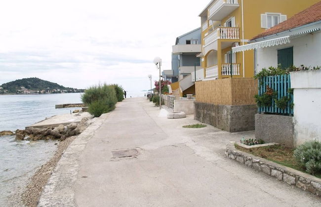 Beachfront Holiday House Žal - Foto 37