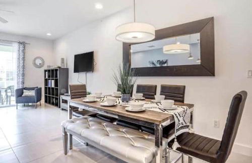 Pond view pool home close to Disney TR17508PA - 3 bedrooms - 3 bath - waterview - Foto 7