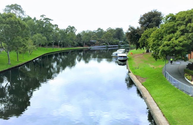 Big Apartment Free Wifi Gated Parking Heating - Foto 20