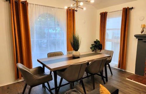 Perfectly located Pico Robertson ground floor 3 bedroom apartment Walk to restaurants WIFI TV Game Console Parking 5 minutes to Rodeo Drive - Foto 9