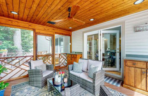 Theater Room! Waterfront Family Haven in Salisbury - Foto 1