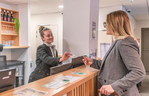 Break & Home Clermont-Ferrand - Les Carmes Dechaux Appart'Hôtel - Foto 11