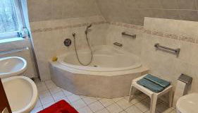 Doppelzimmer im Einfamilienhaus, mit eigenem Bad und Küchenmitbenutzung - Foto 4