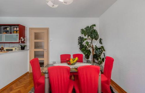 Amazing Home In Lic With Wifi - Foto 12