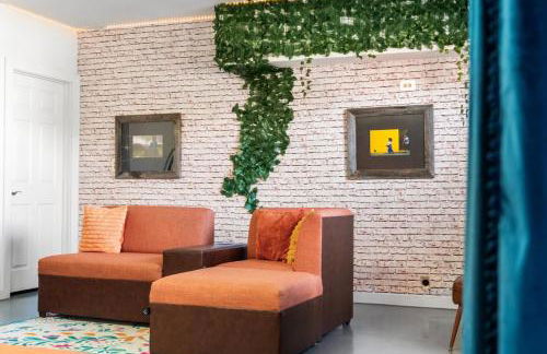 Walk to outlets free designated parking - Foto 17