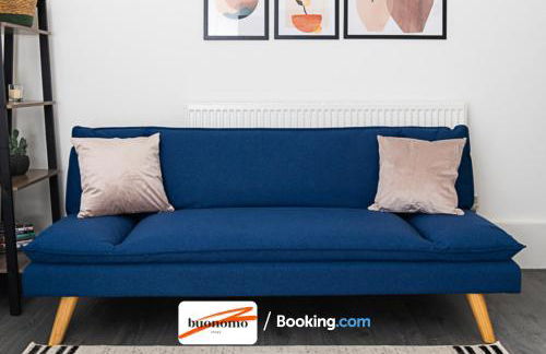 Three Bedroom Apartment At Buonomo Stays Short Lets & Serviced Accommodation With Netflix & Games - Foto 3