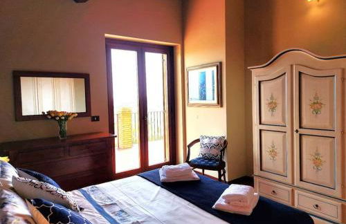 Characteristic restored farmhouse with 360 degree views - Photo 27