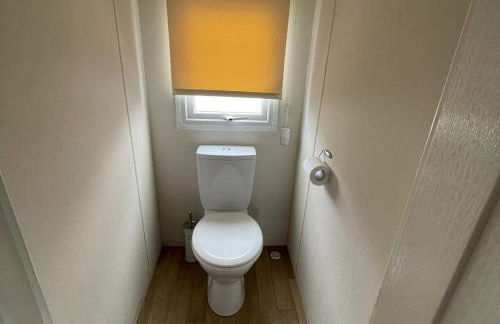 Caravan - Sleeps 10 - Pet Friendly - Parking - Foto 5