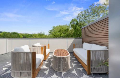 Stunning Penthouse Double King Suite on Butler Street with rooftop deck and free off street parking - Foto 7