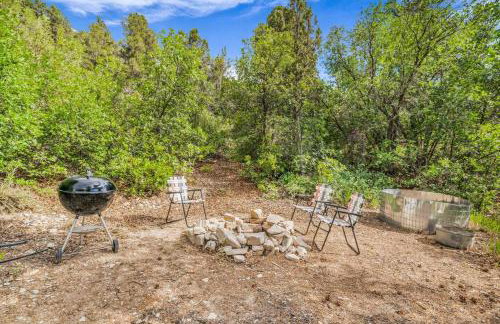 Zion Plush Family Escape HotTub, Games, Sleeps 14 - Photo 21