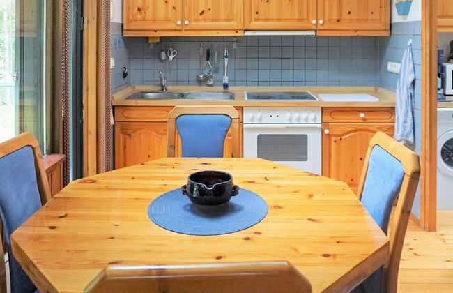 5 Person Holiday Home in Knared - Foto 5