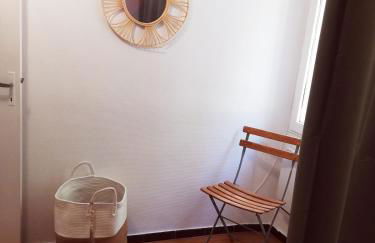 Coquet T2 rénové, proche plages et Hyères, 4 couchages - Foto 15