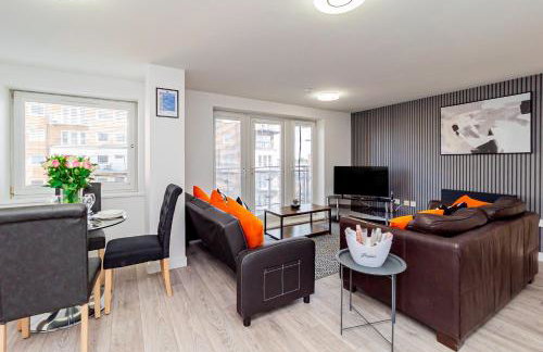 Upgraded 4 Beds Level Access Lifts 2 bath Parking - Foto 9