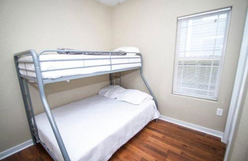 Hackberry St #A Renovated 2BR/2BA Near Downtown - Foto 26