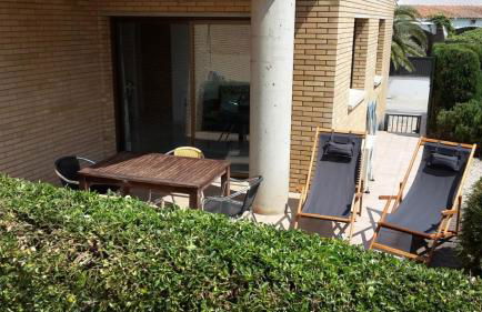 DAVANT MAR - Apartamento con terraza a pie de playa - Foto 2