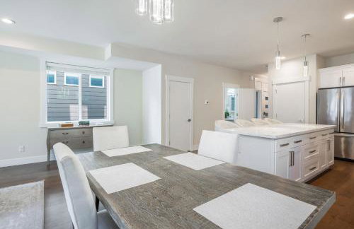 Perch - Modern Seattle Retreat w/ AC, Garage & Decks - Foto 25