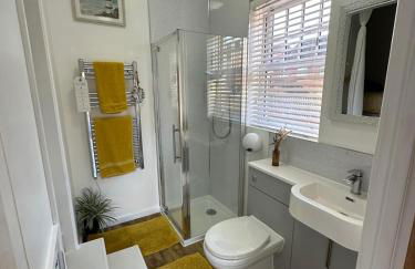 Superb Guest Suite in Caldicot with Parking - Foto 17