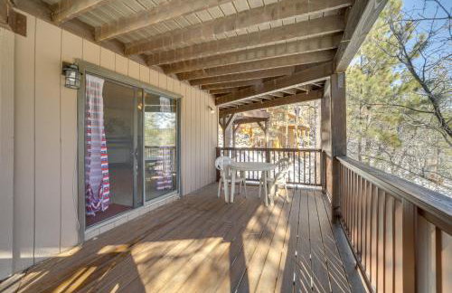 Deck and Scenic Views Munds Park Cabin! - Foto 28