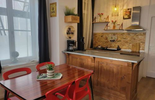 Le plein centre rez de chaussee au cœur de Calais - Foto 27