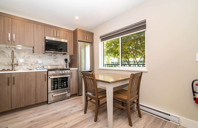 Pathfinder Camp Resorts Agassiz - Photo 11