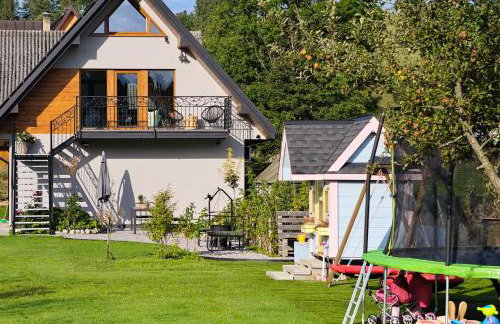 Owca za płotem - Foto 1