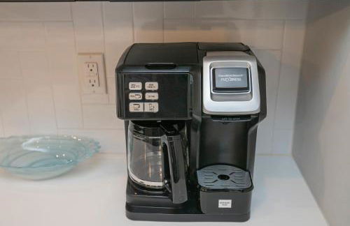 Luxury Townhome Skyline Views Mins To DT - Foto 25